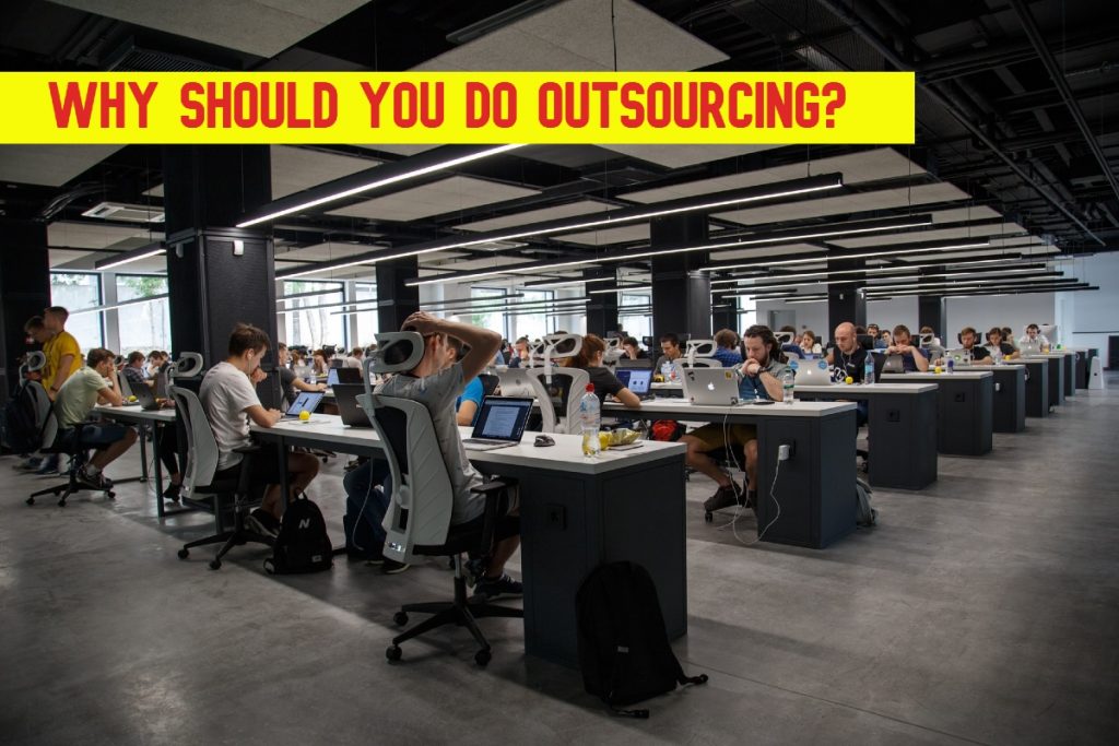 inhouse and outsource team